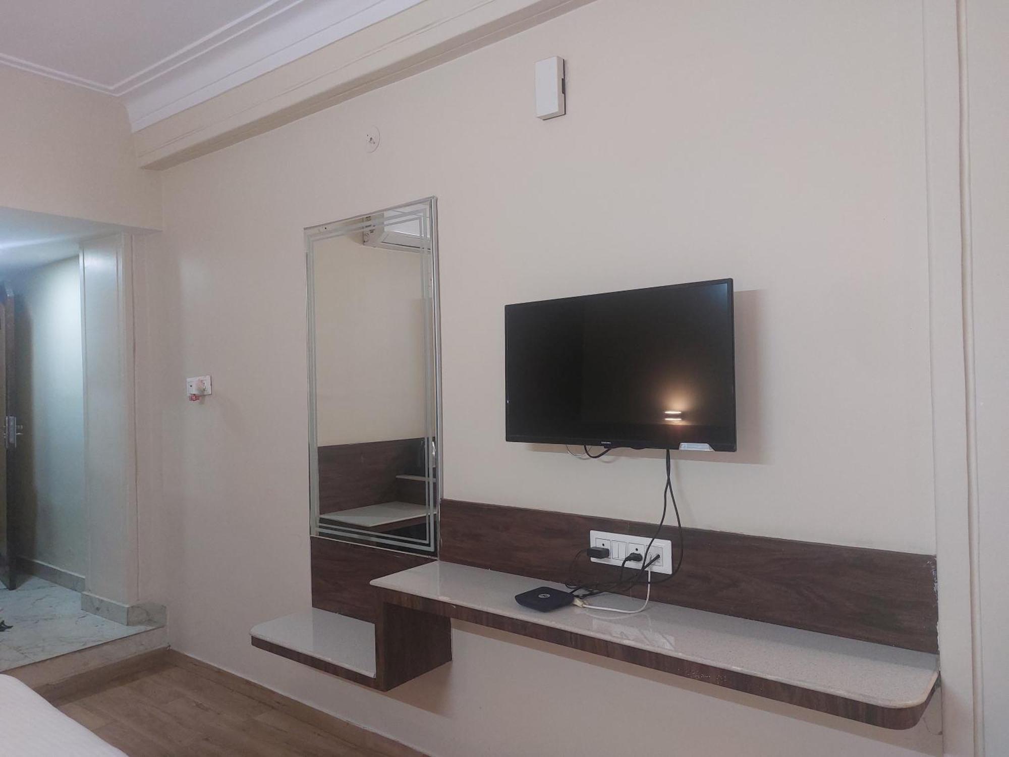 Hotel Shikhar Palace Jabalpur Luaran gambar